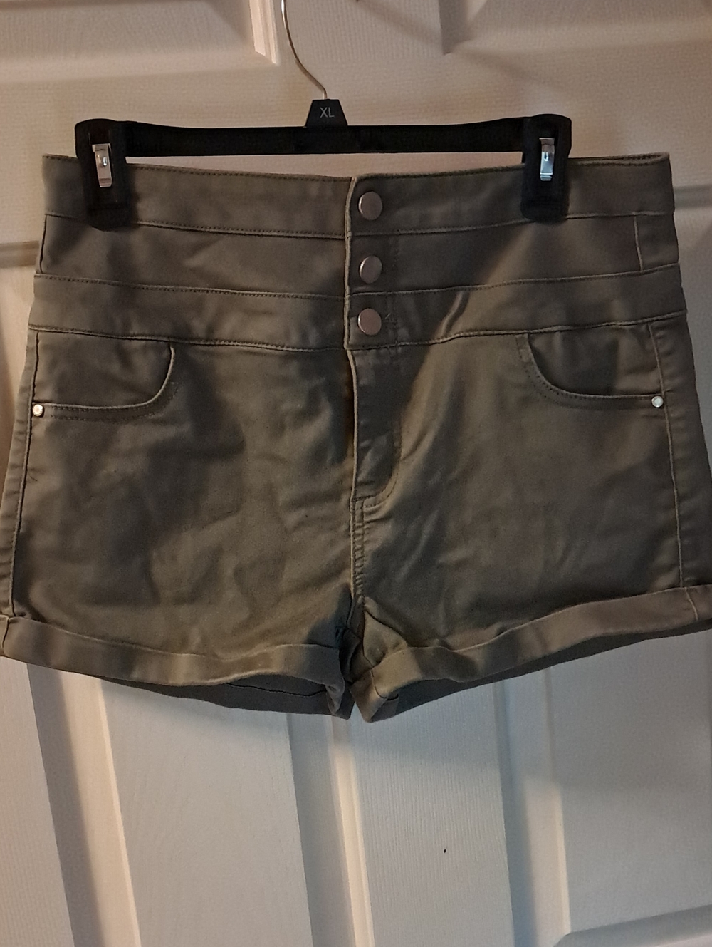 Tinseltown High-Waist Olive Green Shorts with Triple Snap Front